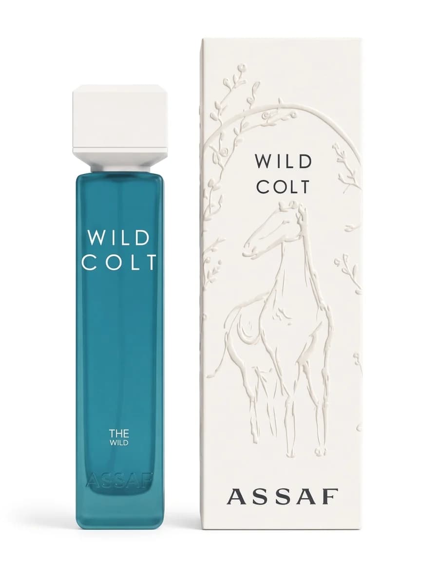 Wild Colt bottle beside its embossed horse box